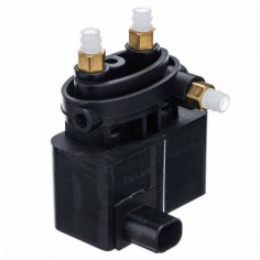 Блок клапанов пневмоподвески AirBagit для Mercedes-Benz V-class W639 2