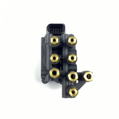 Блок клапанов пневмоподвески AirBagit для Porsche Cayenne 9Y (2019-2023)