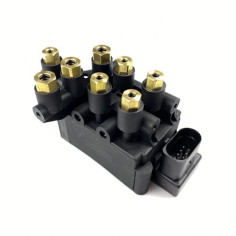 Блок клапанов пневмоподвески AirBagit для Audi Q7 4M (2015-н.в.)