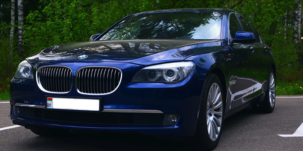 Пневмоподвеска на BMW G11/G12 и X7 G07: Полный гид по функциям, эксплуатации и ремонту